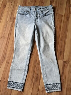 NYDJ Ami skinny ankle size 10 - embroidered